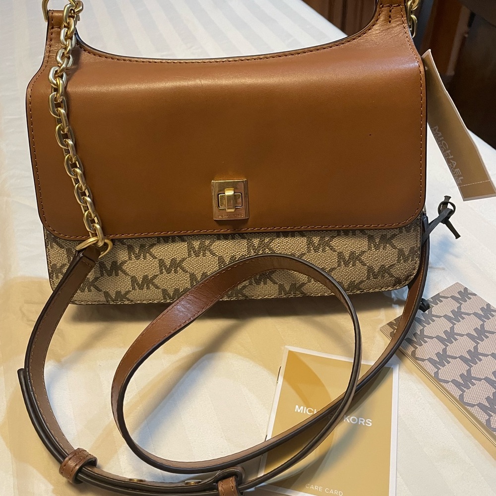 Michael Kors Crossbody Bag